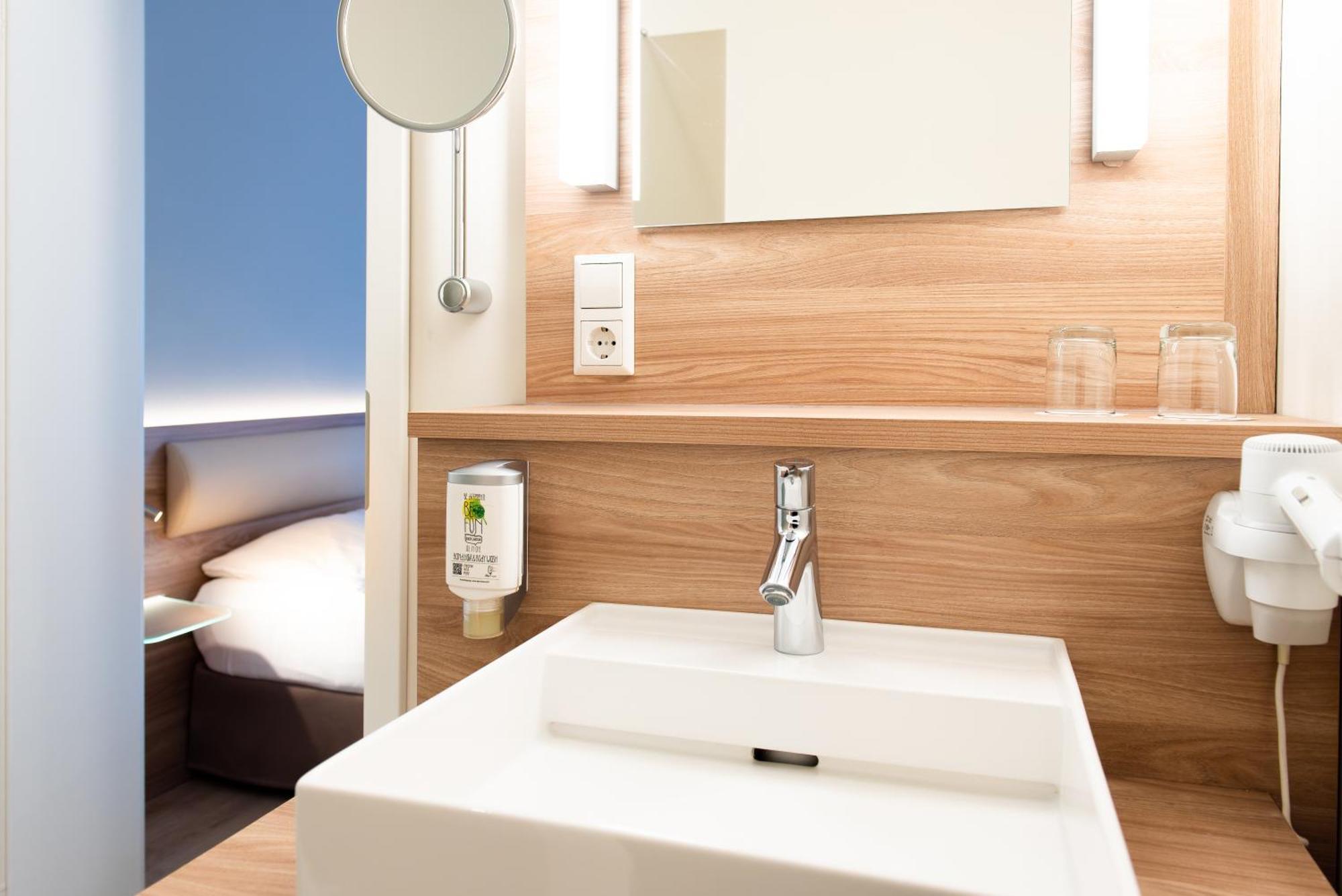 Hotel Koenigshof Am Funkturm Business Hannover Ngoại thất bức ảnh