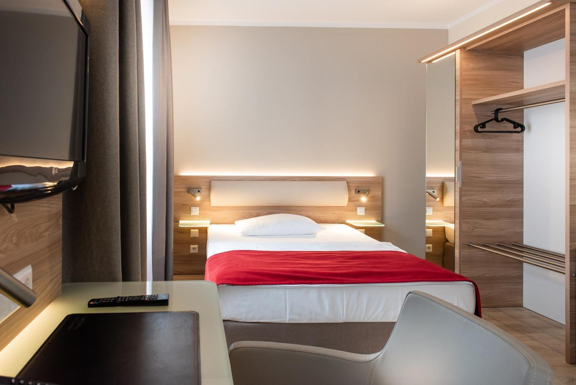 Hotel Koenigshof Am Funkturm Business Hannover Ngoại thất bức ảnh