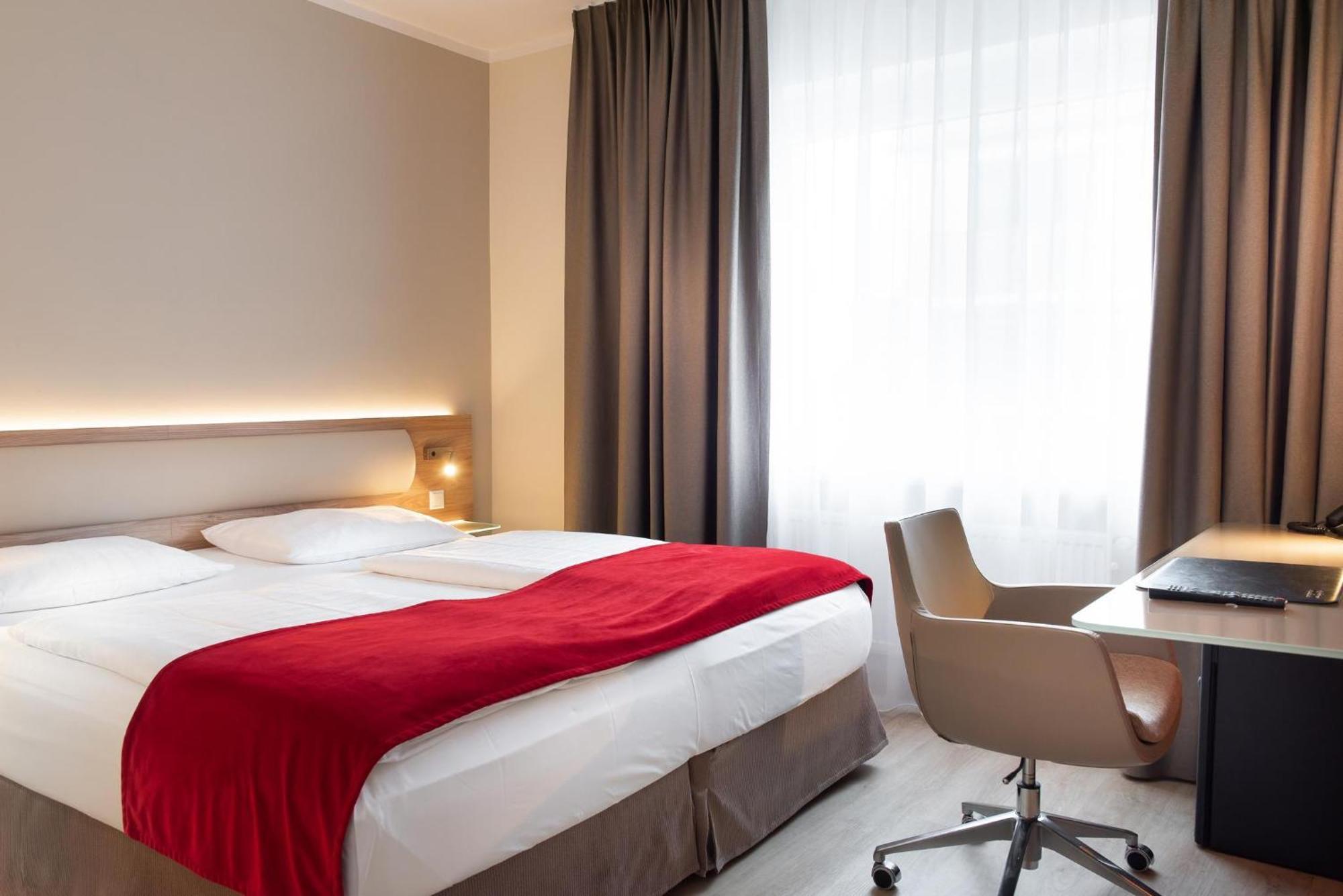 Hotel Koenigshof Am Funkturm Business Hannover Ngoại thất bức ảnh